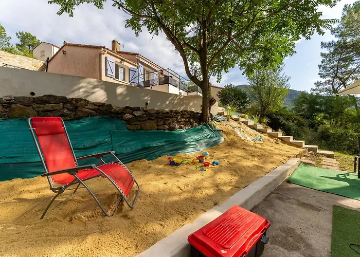 Hébergement de vacances - Maison Avec Piscine Et Jaccuzi Le Martinet (Gard)