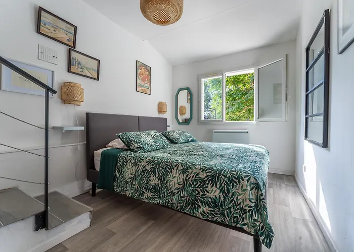 - Maison Avec Piscine Et Jaccuzi *